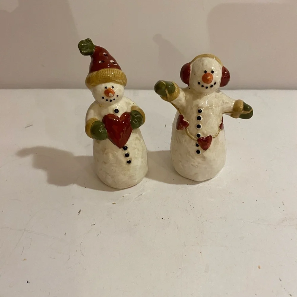 Snowmen Salt and Pepper Shakers (KA)